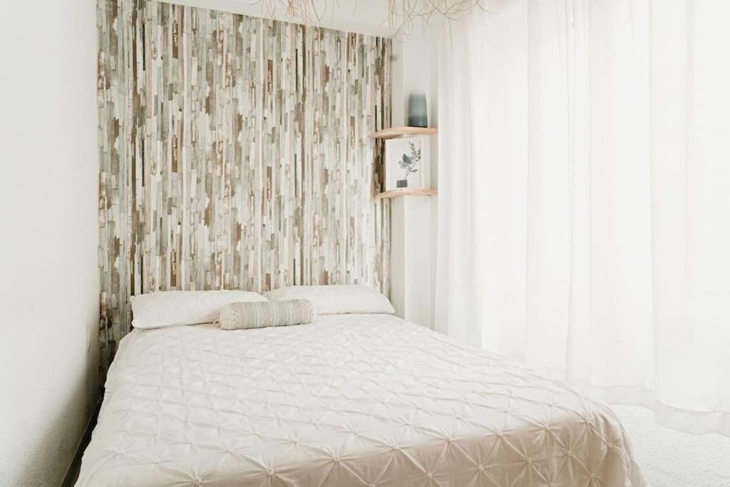 Apartamento Frente Al Mar, Familiar Y Acogedor. Санта Пола Экстерьер фото
